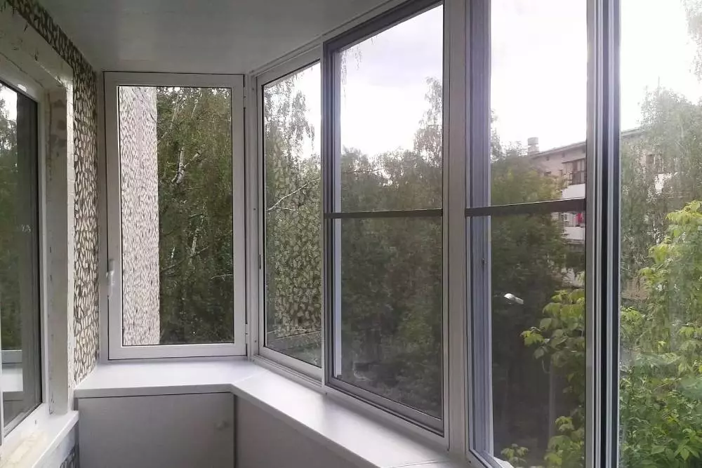 Раздвижное остекление